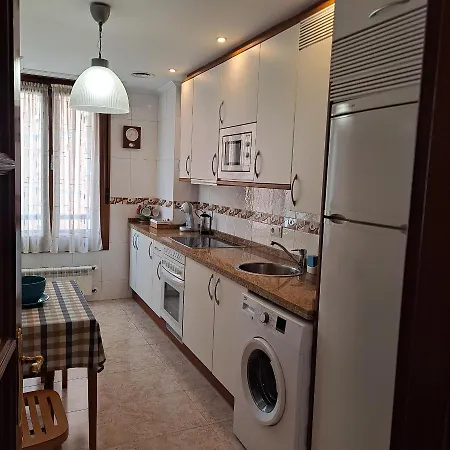 Centrico Apartamento , 2 Habit ,2 Banos, 4 Pax Vut3313As Χιχόν