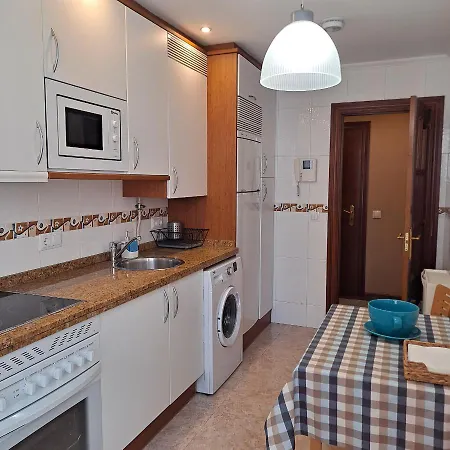 Centrico Apartamento , 2 Habit ,2 Banos, 4 Pax Vut3313As דירה